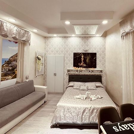 Luxury Holidays Naples Exterior photo